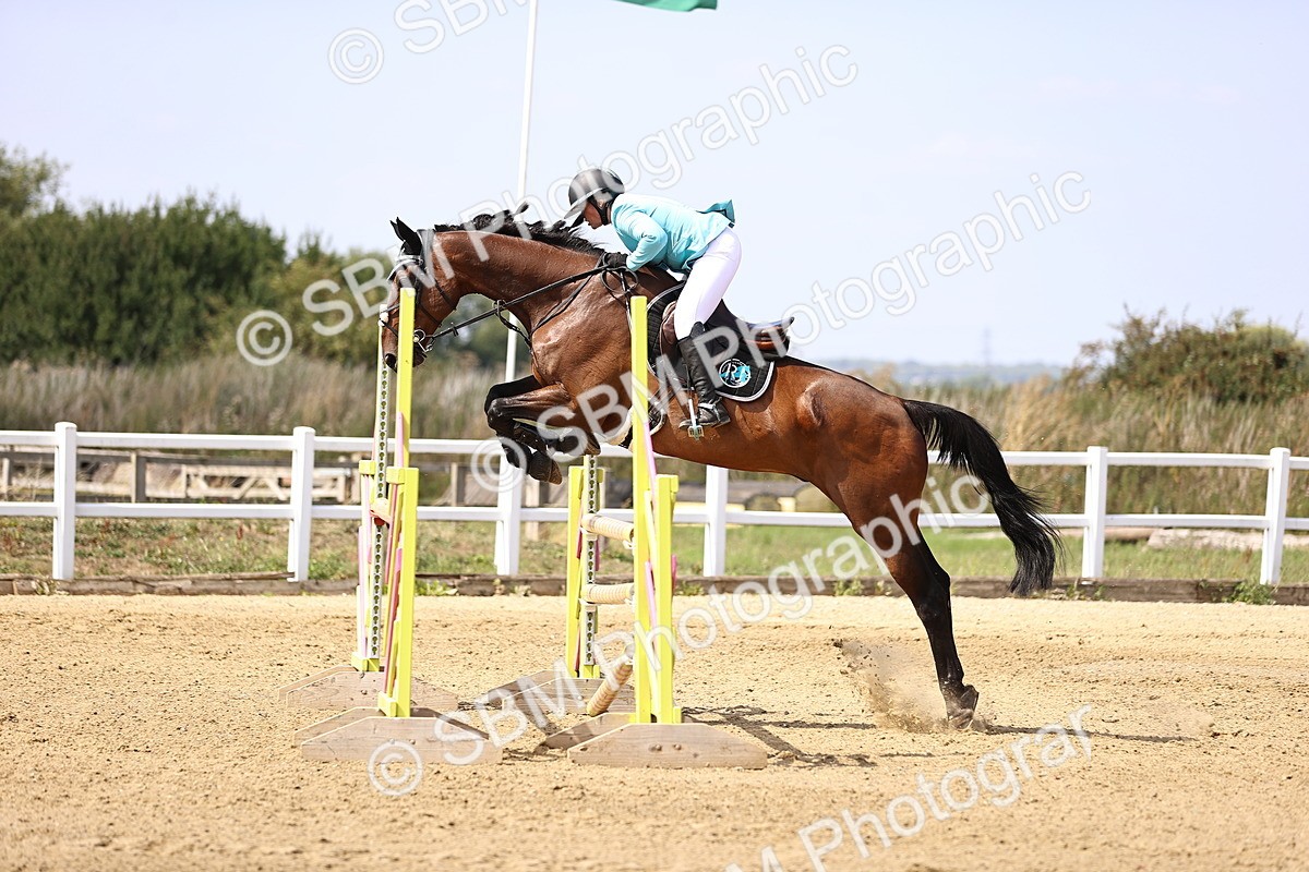 SBM_006752 - Class 12 - Amateur Championship Qualifier 1.05m