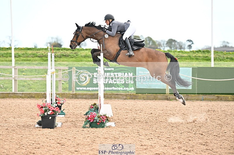 240418A-152005-04655 - Cls 9, 2 Star Big Tour 1.40m