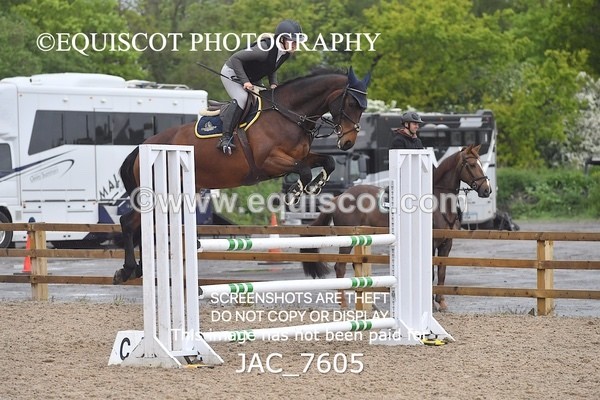 JAC_7605 - CLASS 14  Senior Newcomers/ 1.10m Open