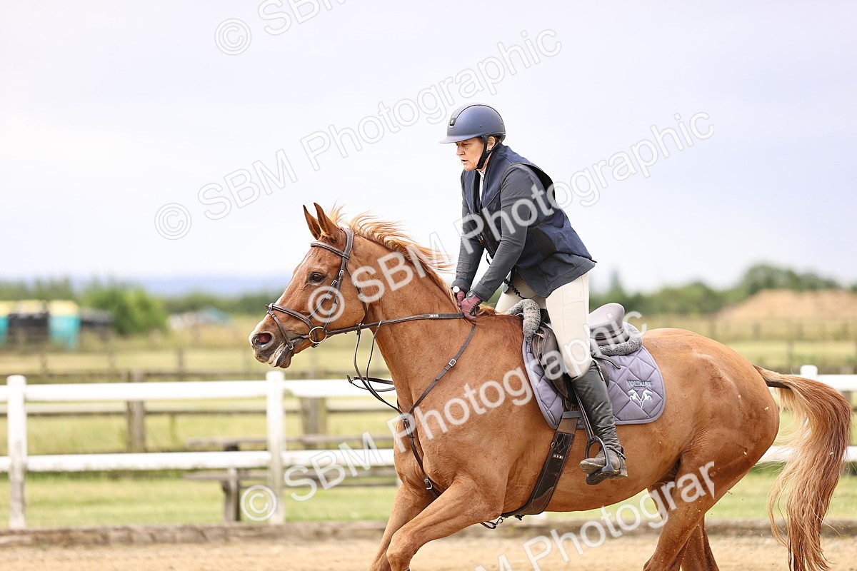 SBM_003056 - Class 21 - Senior Newcomers - 1.10m