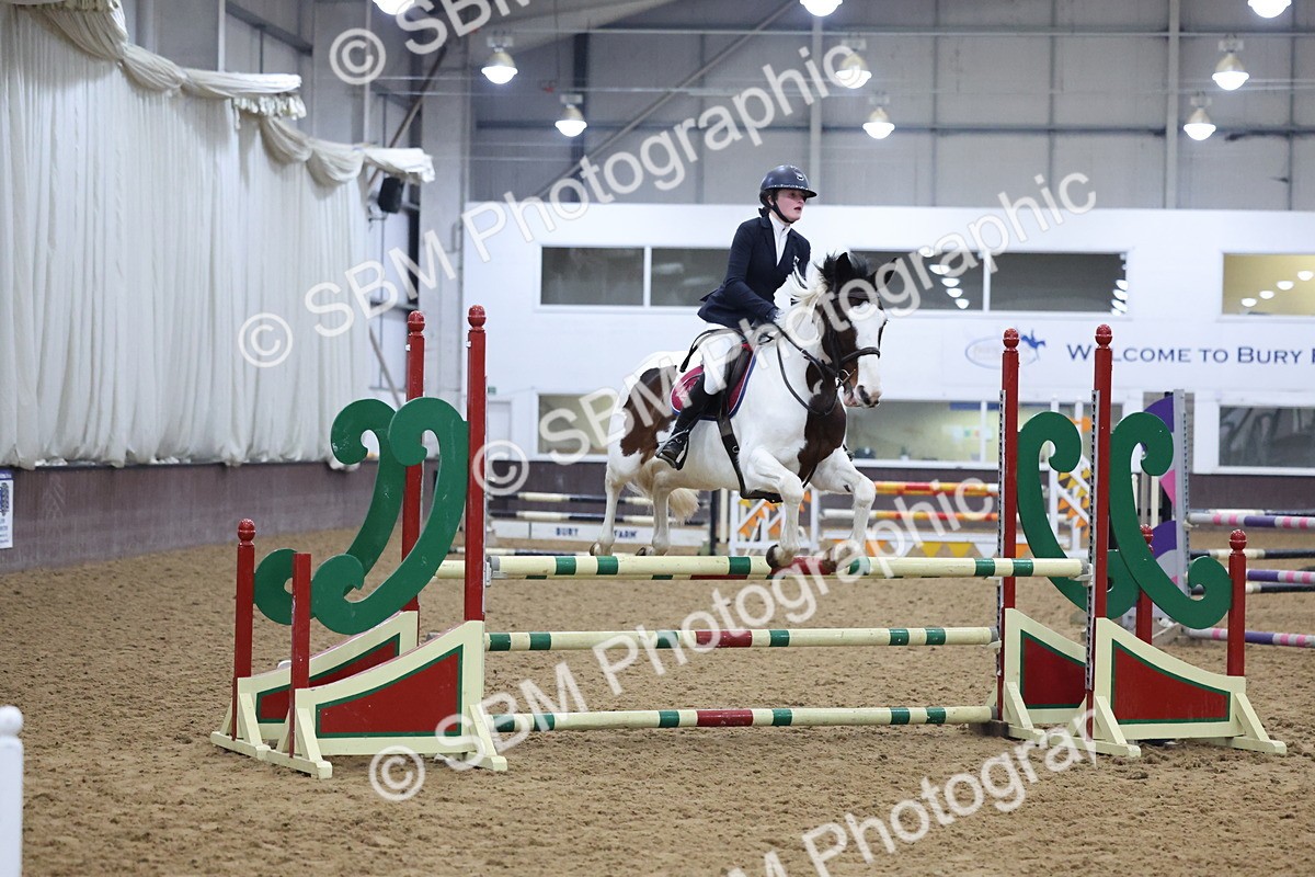 SBM_003138 - Class 11 - Blue Chip Pony Newcomers - 1.00m Open