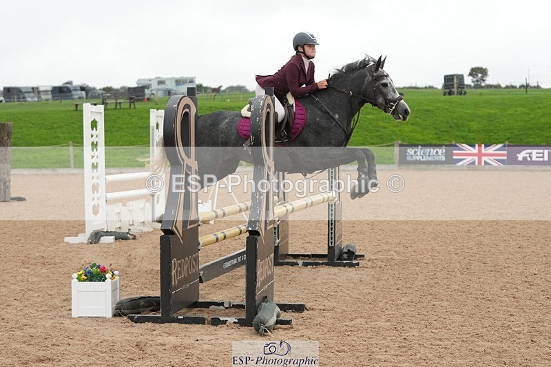 250920-100509-00544 - Cls 5 Pony British Novice and 80cm