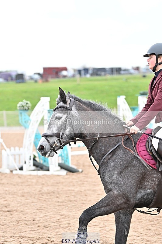 250414-101833-00062 - 70cm Round 1