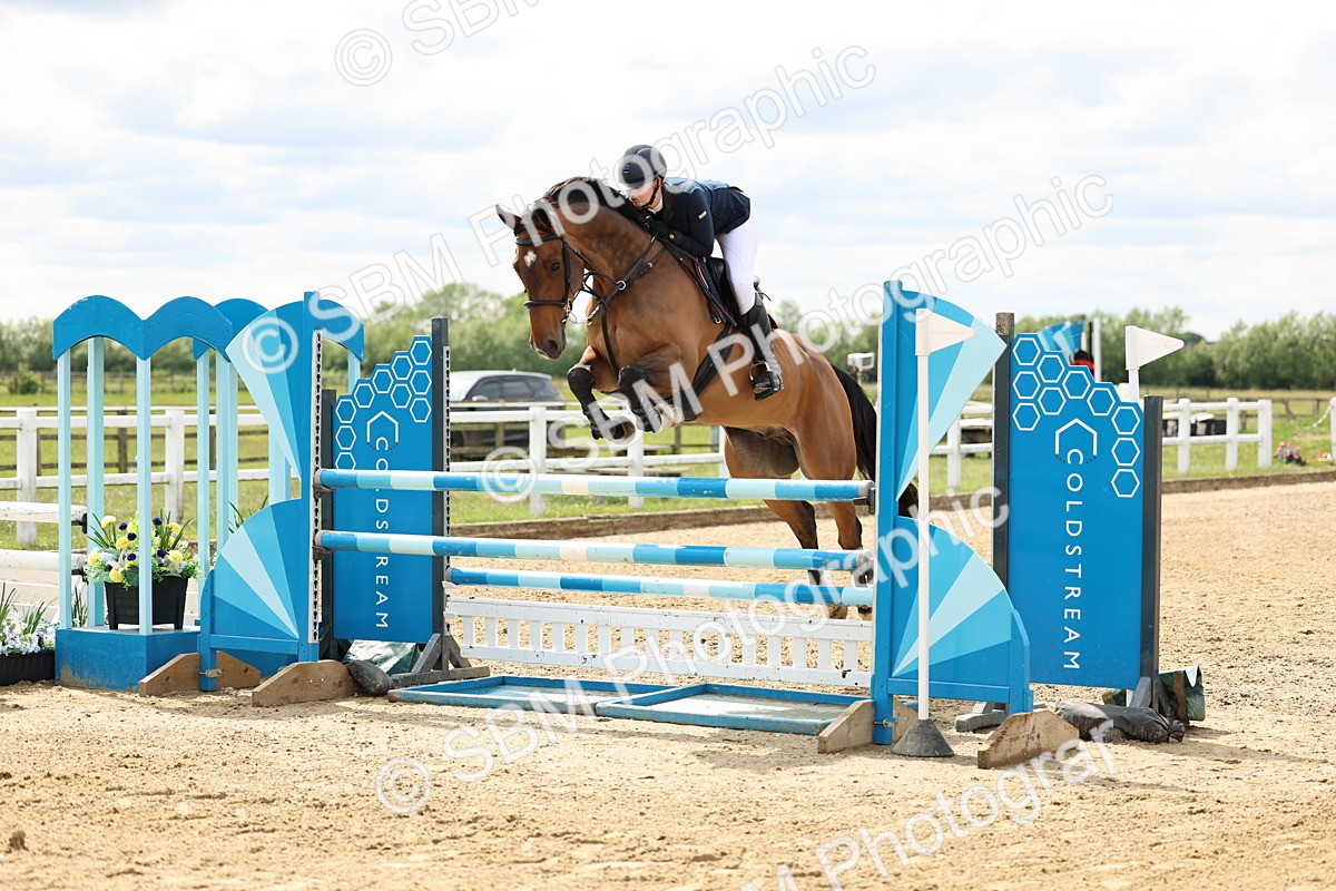 SBM_006021 - Class 19 - Senior Newcomers - 1.10m