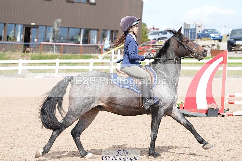 250805-153219-00136 - Clear Round and 60cm