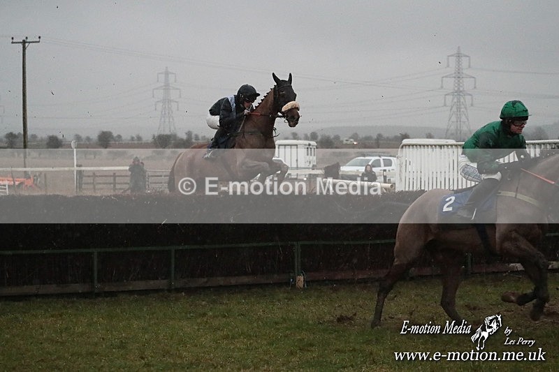 PtP 260125 1249 - Cocklebarrow Point-to-Point racing with the Heythrop Hunt 26/01/25