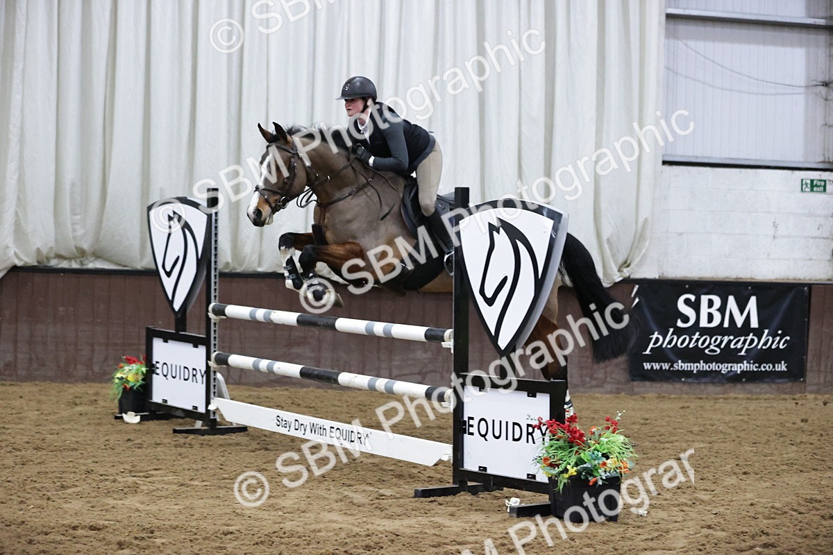 SBM_000597 - Class 3 - Nupafeed Supplements Senior Discovery/ 1m Open