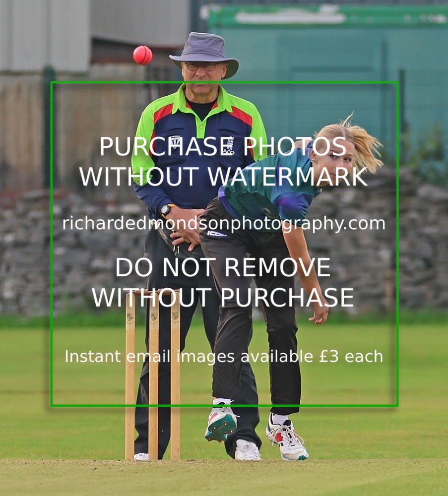 533A5662 - Kendal Cricket Women & Girls vs Carnforth Cricket Women & Girls (28/5/26)