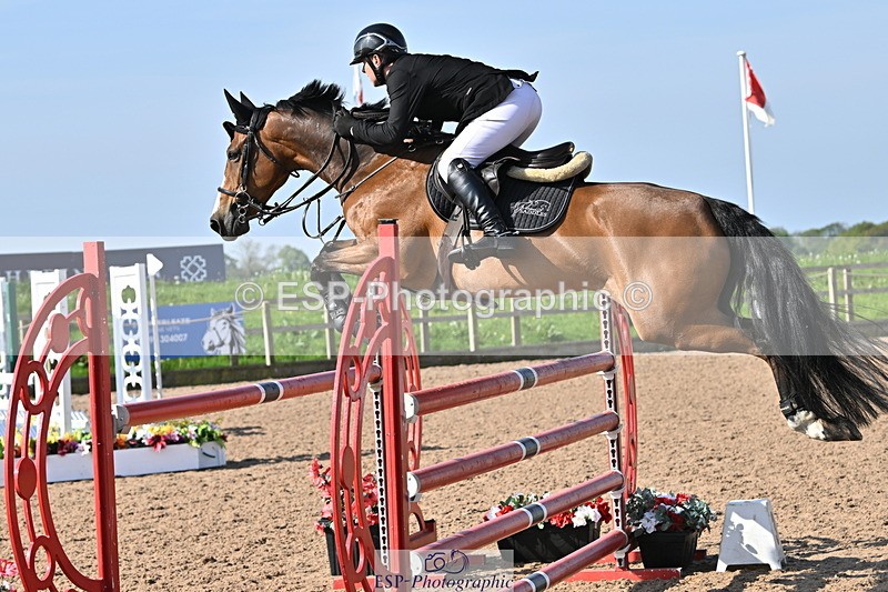 240509A-091314-00482 - Cls 8 Foxhunter