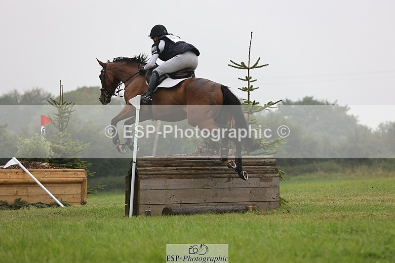 240901A-152020-10819 - 557-Sophie.Walker-ALL.ABOUT.IMAGE