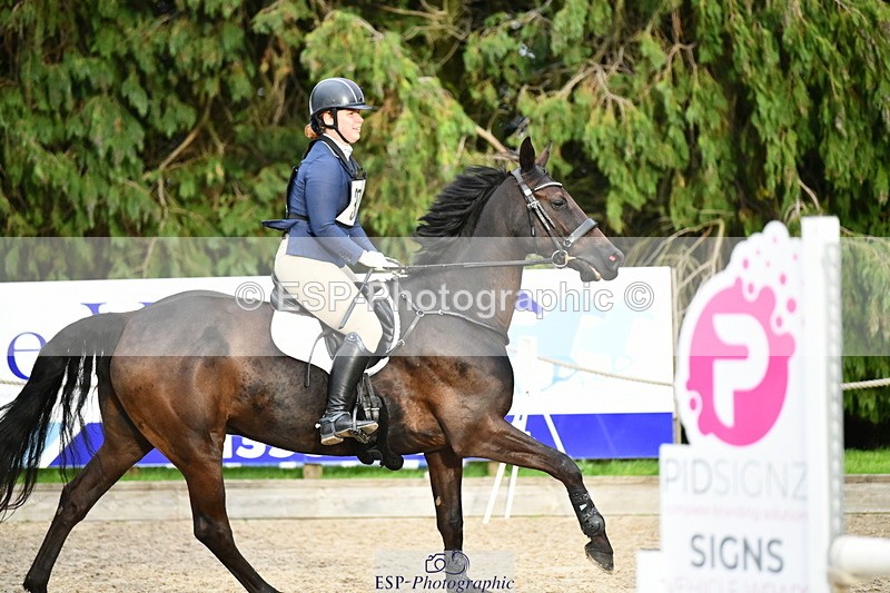 251004A-173037-02472 - Classes 12 & 13 90cm