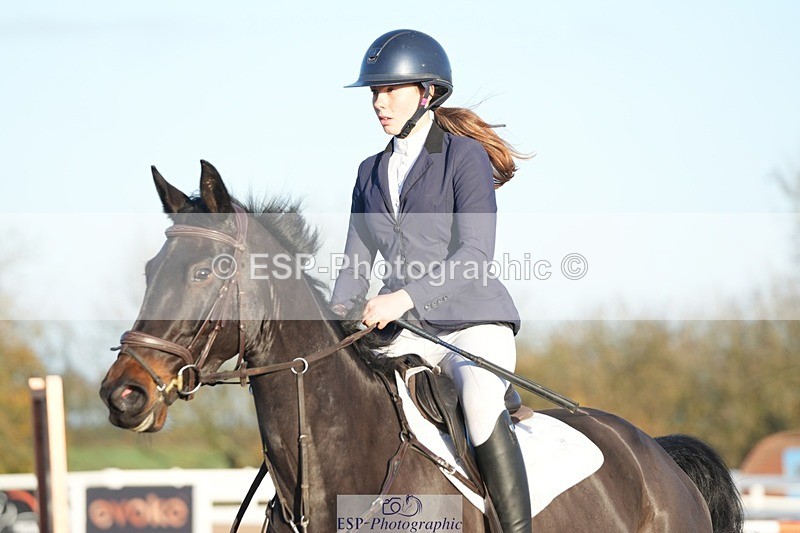 251108-084206-01807 - Cls 9 British Novice and 90cm Open