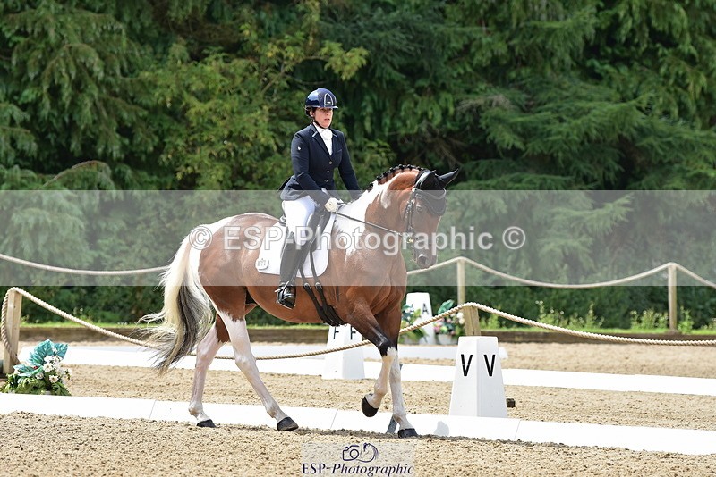 250719A-124808-05727 - 074-Victoria.Hamlyn-White-Langaller.Tarak