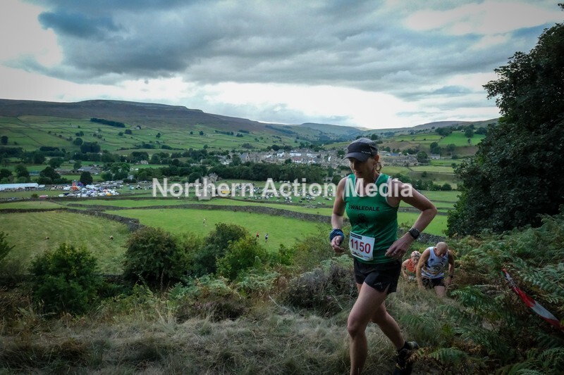 DSCF5144 - Reeth Fell race seniors