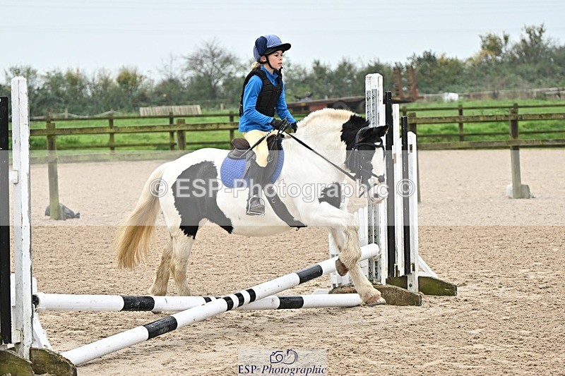 241110-095321-00113 - 40cm Showjumping