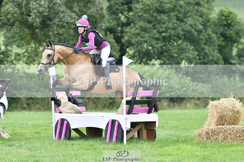 240804-162801-17398 - 619-Fiona_Lewis-BALLYANNY_BUTTONS