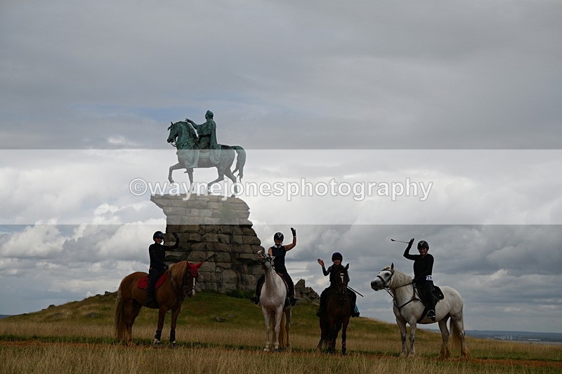 DSC_9150 - Time at Statue 14:33 to 15:10