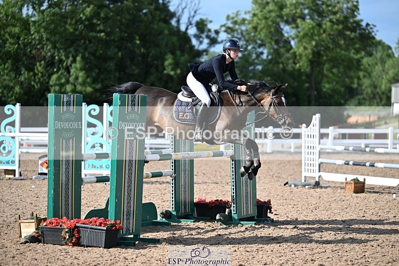 260627-180244-05924 - Cls 27 Foxhunter and 1.10m