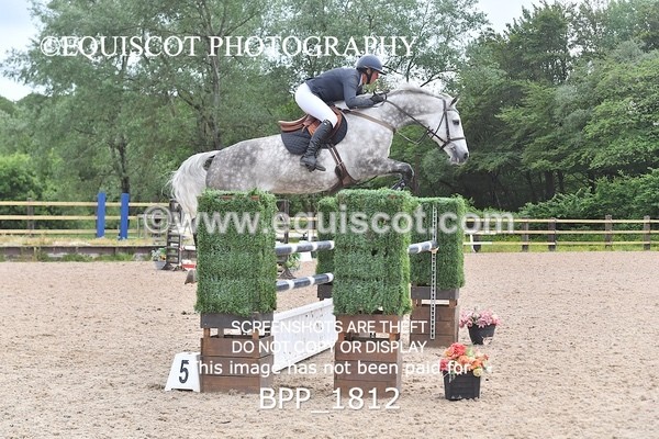 BPP_1812 - FRI CLASS 6 Senior Foxhunter/ 1.20m Open