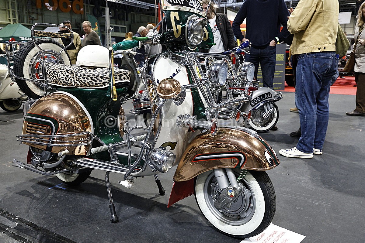 _MGL4079 - Classic Car Show NEC 2025