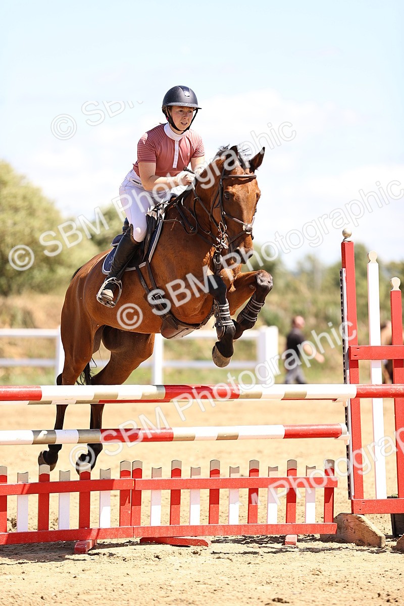 SBM_014510 - Class 15 - Senior Newcomers - 1.10m Open