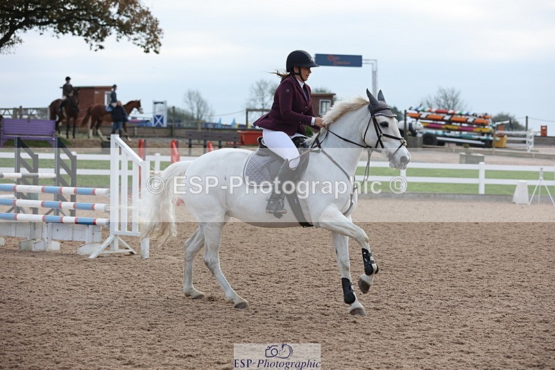 241101A-085515-00483 - FRI Cls 2 British Novice and 90cm Open