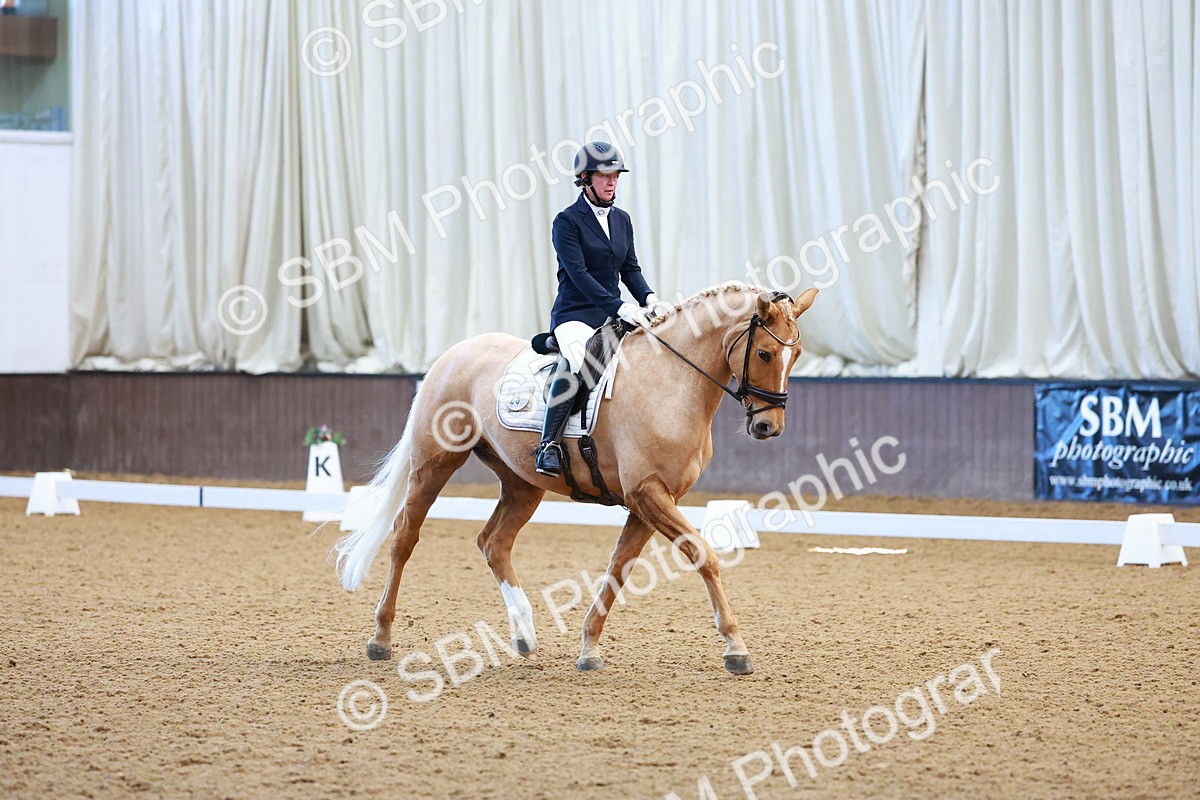 SBM_001210 - Class 18-15-16-22 - Elementary 5 Novice 5-Novice 6