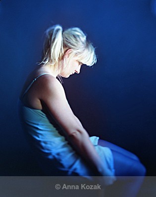 Anna's blues - 4x5 large format portraiture