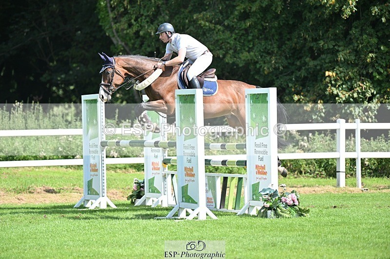 230909-121948-05443 - Cls 11 Snr Foxhunter & 1.20m Open