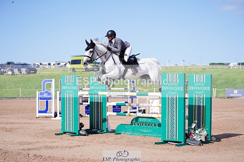 240803A-165204-09394 - Cls 33 National 1.40m Open