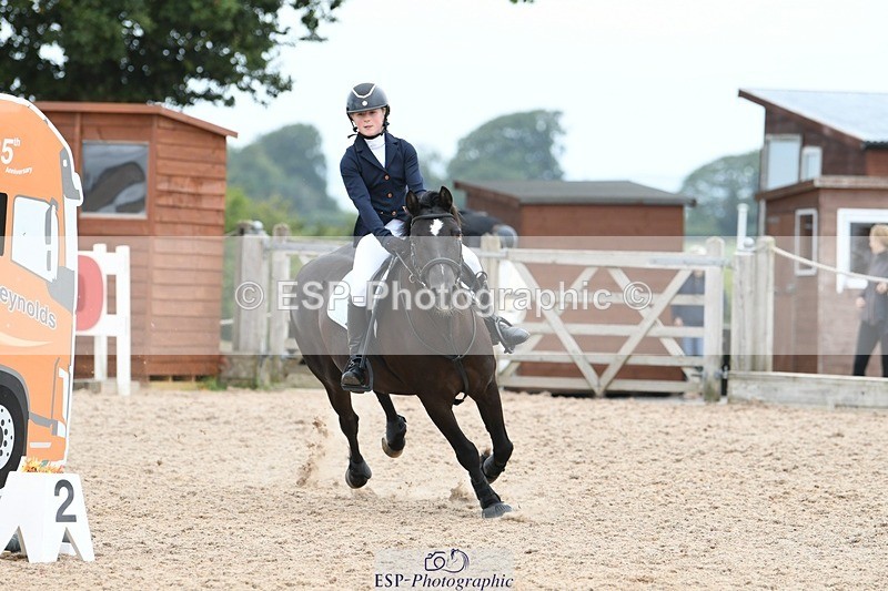 250807-110638-00465 - 90cm Round 1