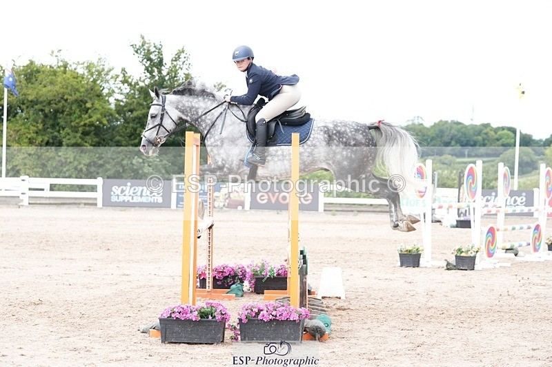 250731-123122-01671 - Cls 09  95cm Nat Am Qual