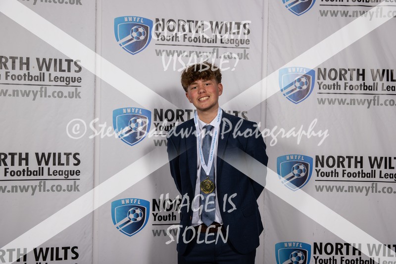 1DX30831 - Div 3 Calne Town Youth Black