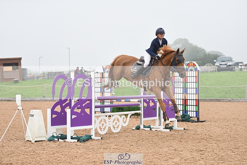 230916A-165734-05707 - Cls 19 Snr 1.10m Derby