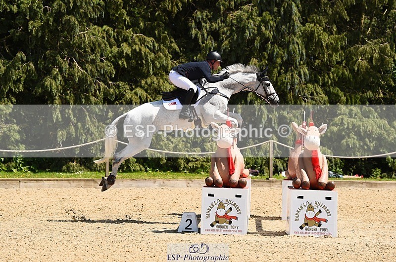 230527-142518-11143 - 428-SWALLOW_SPRINGS-Oliver_Townend-SJ