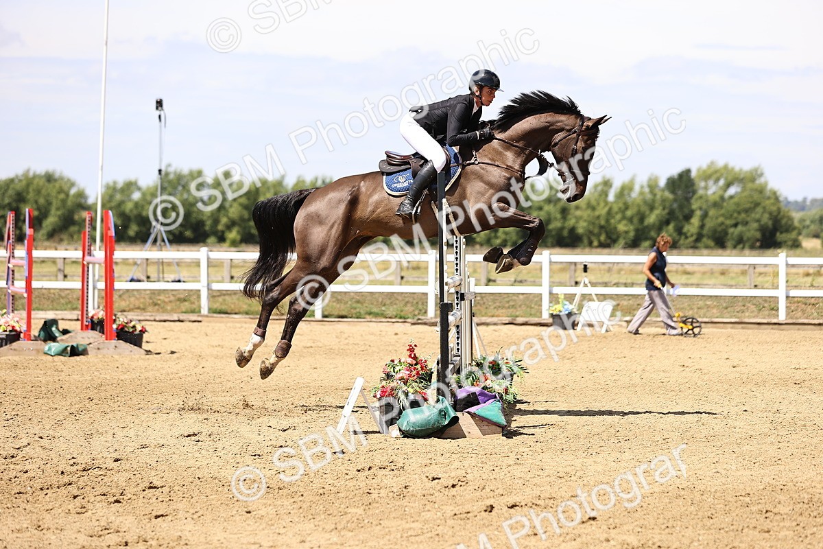 SBM_010159 - Class 9 - Senior Foxhunter - 1.20m Open
