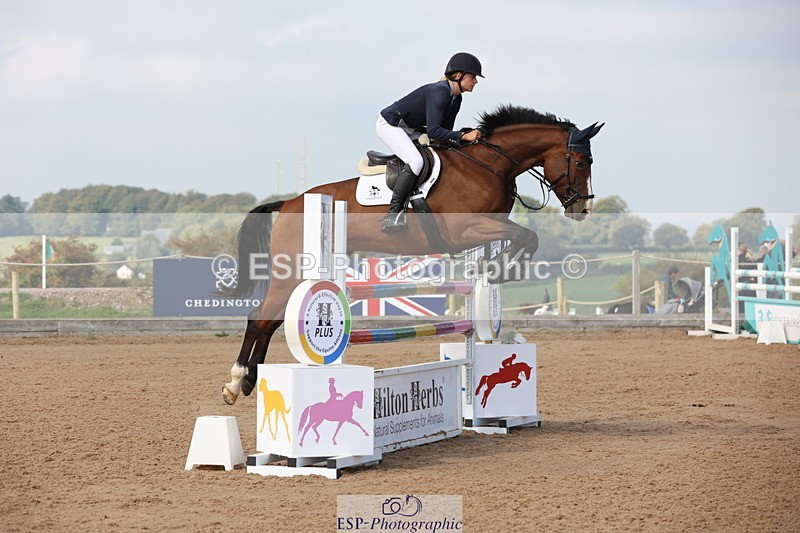 230915A-111638-01695 - Cls 2 Snr Foxhunter