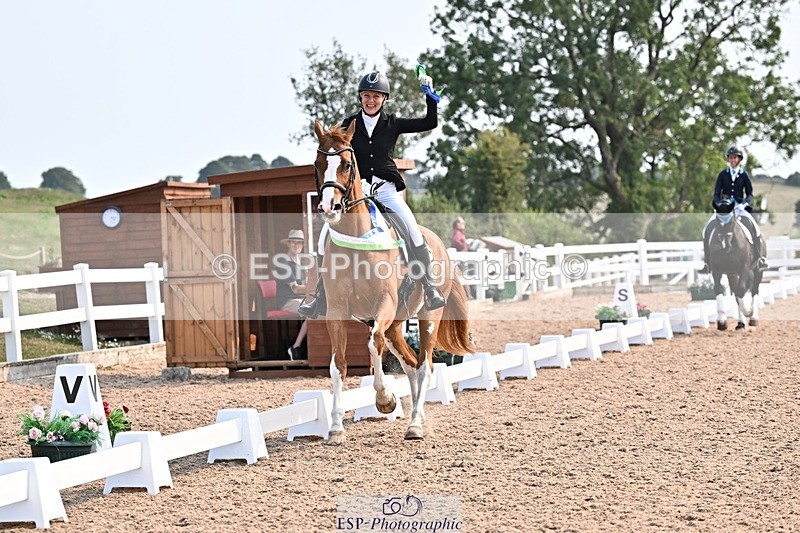 250816-161712-06383 - Saturday 4pm Presentations