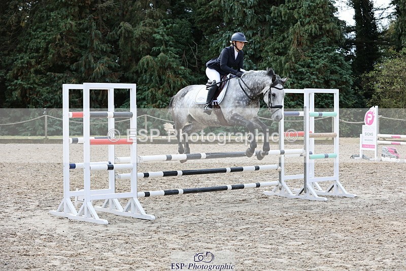 250829A-103708-01171 - Cls 7 British Novice and 90cm