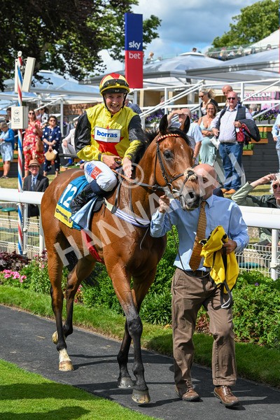 140625-Race 4-Hucklesbrook-2899 - Race 4 3.35pm Churchill Tyres Supporting Macmillan Sprint Handicap