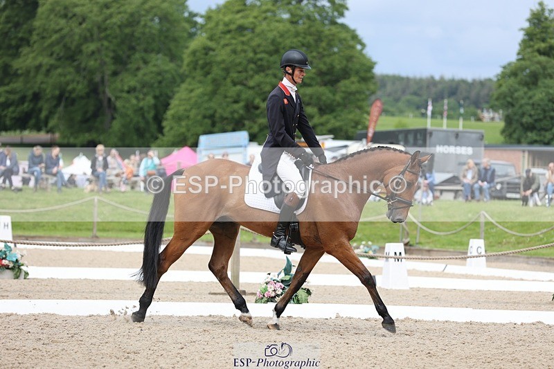 240524-104537-07494 - 264-BLS_ABSOLUTELY-William_Fox-Pitt