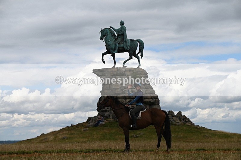 DSC_9389 - Time at Statue 14:33 to 15:10