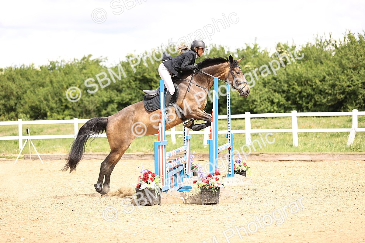 SBM_006471 - Class 16 - Senior British Novice - 90cm