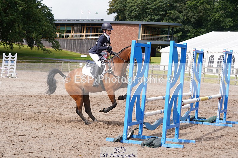 240824X-123912-24192 - 80cm Round 1 12.00 to 13.00