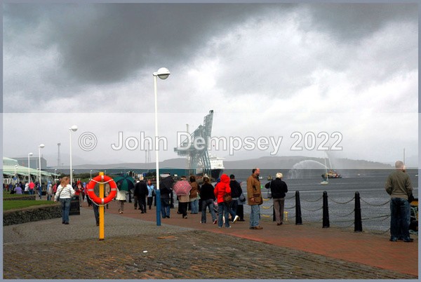 To See the Queen - Round Britain Farewell Trip for QE2