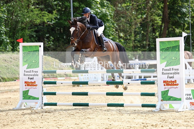 3E7A7157 - Class 7: Senior Newcomers/1.10m open