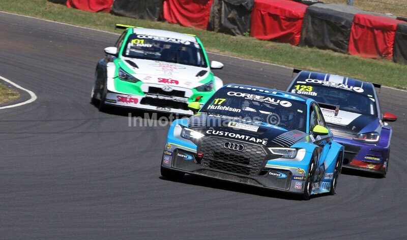  - TCR UK @ Castle Combe