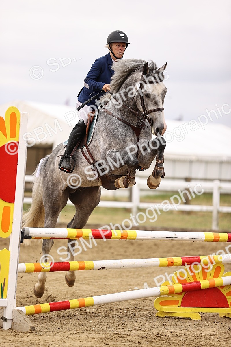 SBM_024726 - Class 9 - Senior British Novice - 90cm