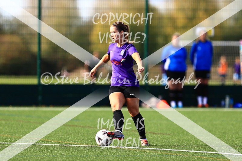 1DX30540 - 2025-10-05 FC Abbey Meads Ladies V Purton  Kingsdown FC Ladies
