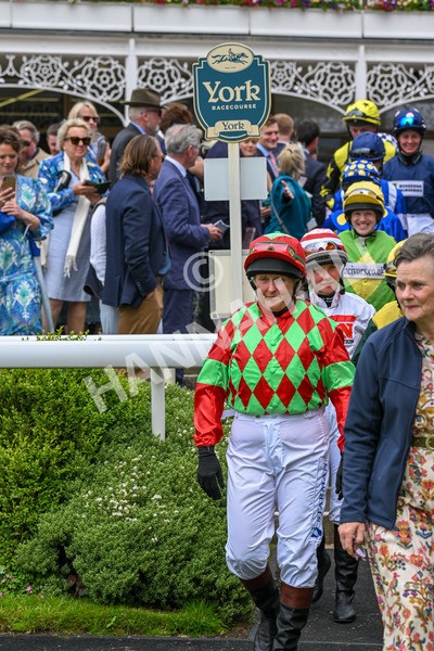 150624-B-Macmillan Ride Of Their Lives-6024 - 12.30pm Macmillan Ride of Their Lives